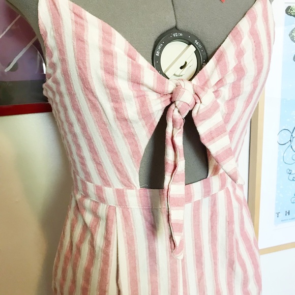 Forever 21 - Striped jumpsuit with pockets - Picture 3 of 7